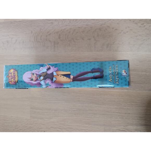 2017 Regal Academy Magical Astoria Granddaughter Rapunzel New In Box - Picture 3 of 6